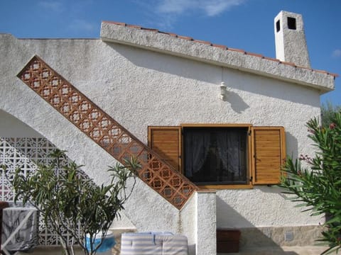 Chalet con piscina Haus in Baix Ebre