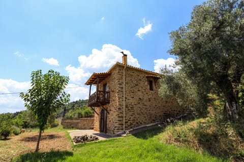 Luxury House In The Hills Country House in Messenia