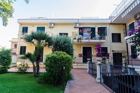 Casa Vacanza AcquaMarina Apartment hotel in Acireale