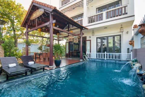 Home River Villa Villa in Hoi An