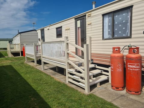 6 Berth Panel heated on Sealands Baysdale Casa in Ingoldmells