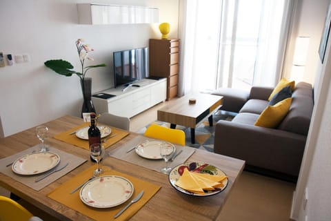 Living room, Dining area