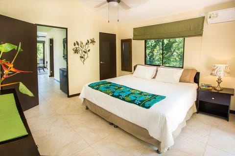 Tropical Paradise Villa - Beautiful Pool, Surrounded by Nature and Wildlife! Maison in Quepos