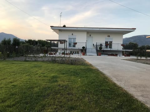 Villa Filoxenia Country House in Euboea