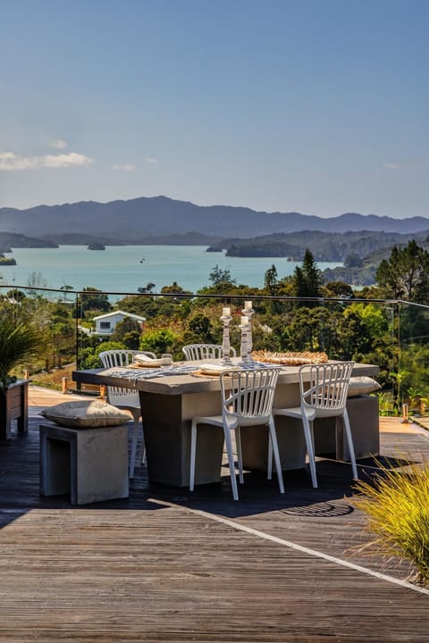 Patio, Natural landscape, Balcony/Terrace, Dining area, Sea view