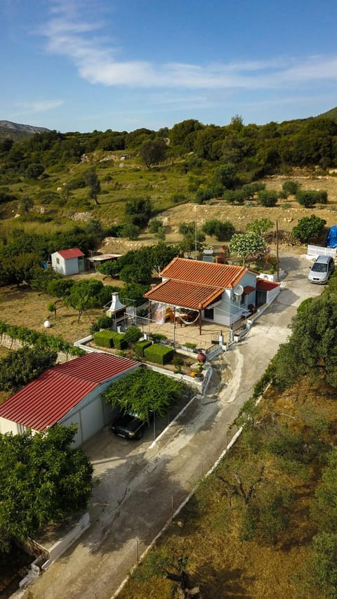 Country house in Speri Palaiokastro Casa di campagna in Samos Prefecture