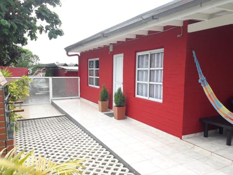 En Familia House in Puerto Iguazú