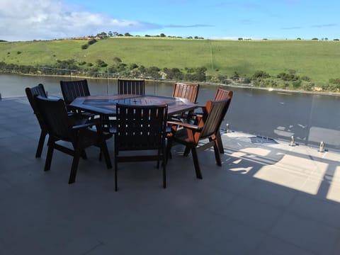 Riverview Heights House in Warrnambool