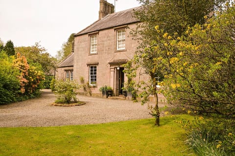 Facade/entrance, Garden view