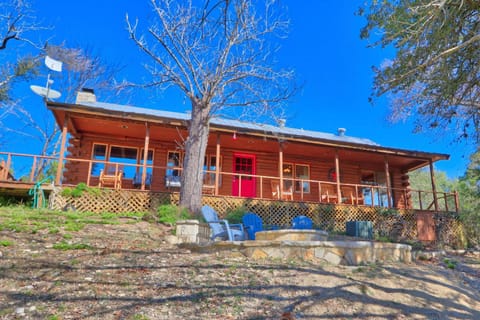 Clearwater Log Home House in Wimberley