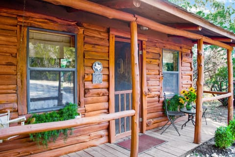 Cozy Cabin Casa in Wimberley