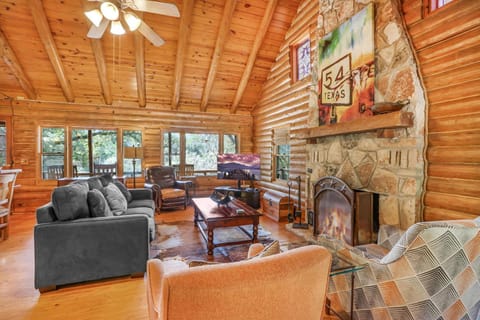 Falls Log Home House in Wimberley