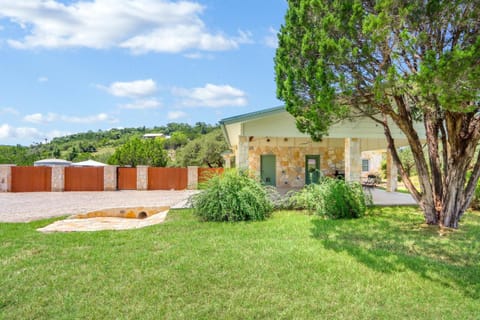 Property building, Parking