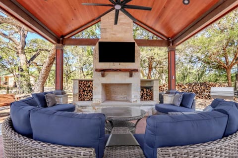 Cabins at Flite Acres - Mountain Laurel Cabin in Wimberley