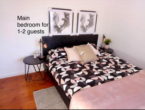 The Husky House or The Husky Studio Suite stayinjervisbay com House in Huskisson