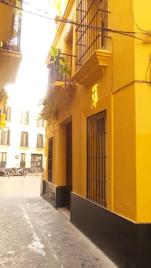 2 bedrooms house with wifi at Sevilla Maison in Seville