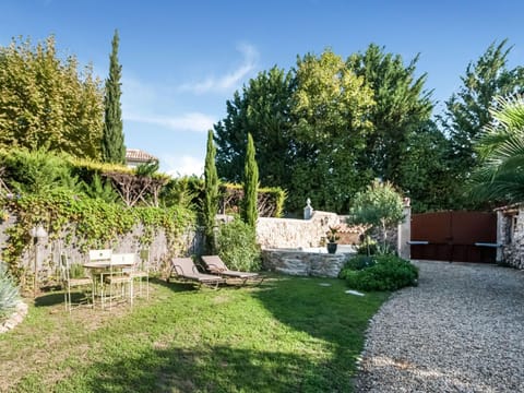 Charming holiday home in Lorgues with pool House in Lorgues