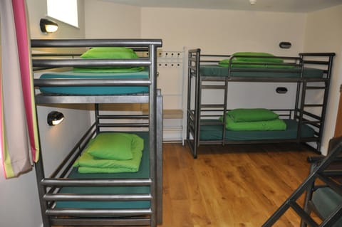 bunk bed