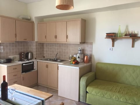 Erieta sea view apartment50m from the beach Apartment in Rethymno