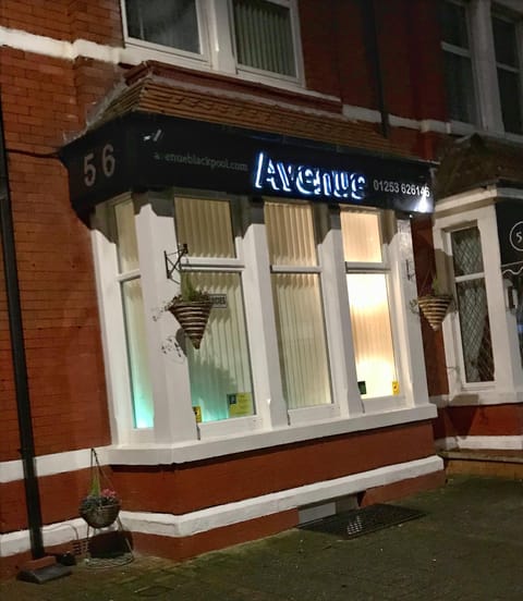 Avenue Guest House Bed and Breakfast in Blackpool