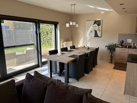 Villa Tomasso Villa in Flanders