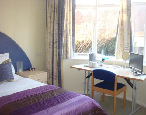 Malvern House Bed and Breakfast in High Wycombe