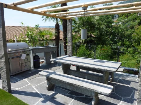 BBQ facilities, Garden