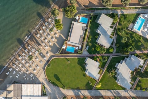 Property building, Bird's eye view, Beach