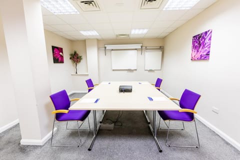 Meeting/conference room