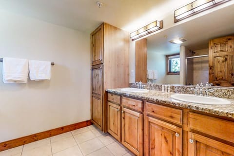 Pines at Orehouse 301 PH2 Condo in Steamboat Springs