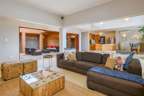 San Lameer Villa - 14308 - 4 Bedroom Deluxe - 8 pax - San Lameer Rental Agency Condo in KwaZulu-Natal