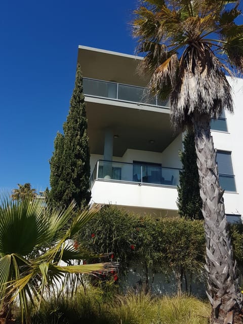 Cavalo Prеto Holiday apartment 200m to the beach Copropriété in Quarteira