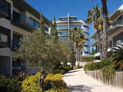 Cavalo Prеto Holiday apartment 200m to the beach Condominio in Quarteira