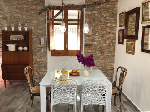 Tutu llar us turistic House in Montsià
