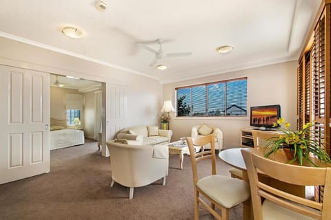 Myconos Resort Apartment hotel in Maroochydore