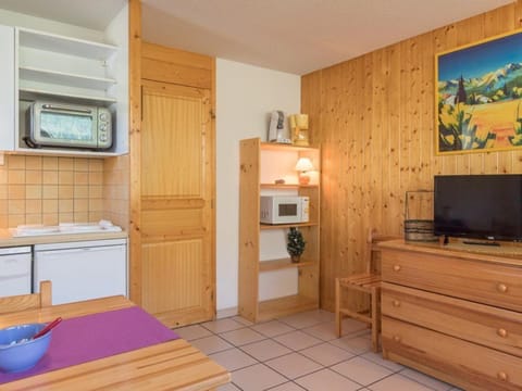 Appartement Le Monêtier-les-Bains, 2 pièces, 4 personnes - FR-1-330F-173 Condo in La Salle-les-Alpes