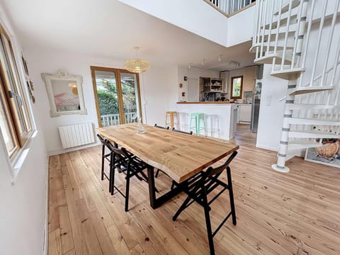 Maison de vacances à 20m de la plage, jardin clos, Wi-Fi, idéale famille - FR-1-361-163 House in Jullouville