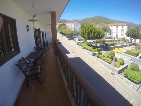 Balcony/Terrace, City view, Mountain view, Street view