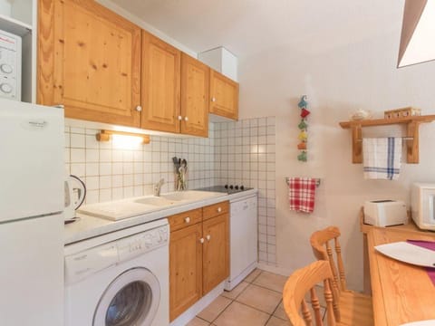 Appartement Le Monêtier-les-Bains, 3 pièces, 6 personnes - FR-1-330F-149 Condo in La Salle-les-Alpes