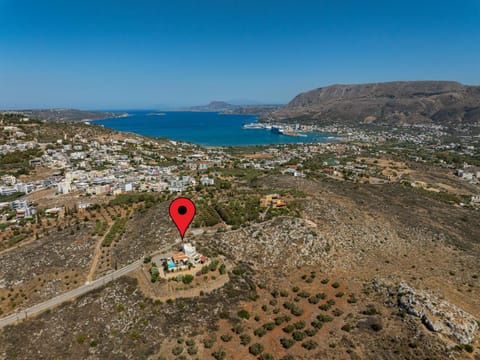 Karmilos hill villa Moradia in Chania