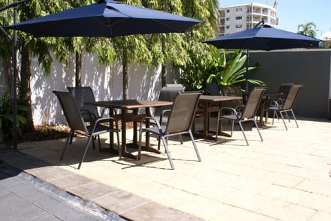 Garden, Balcony/Terrace