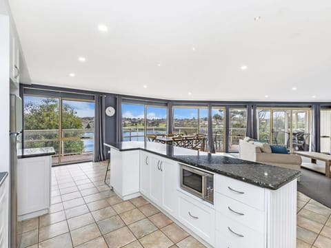 Hopkins River View Casa in Warrnambool