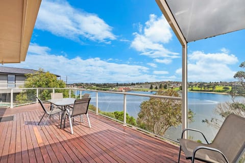 Balcony/Terrace, River view