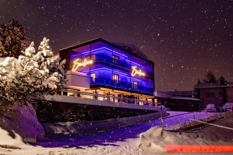 Property building, Winter