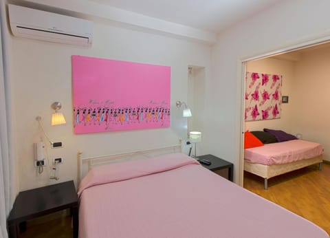 Maison Savoia B&b Apartment Bed and breakfast in Cagliari