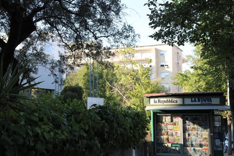 Area and facilities, Inner courtyard view