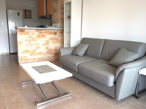 Appartement une chambre avec jardin dans residence avec piscine Condo in Propriano