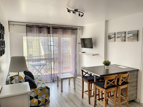 2 PIECES CENTRE ET MER Apartment in Cabourg