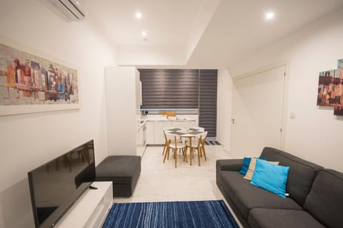 4 bedroom apartment near Sliema seafront Condo in Sliema
