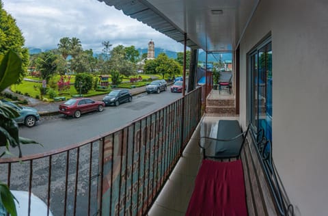 Balcony/Terrace, City view, Street view